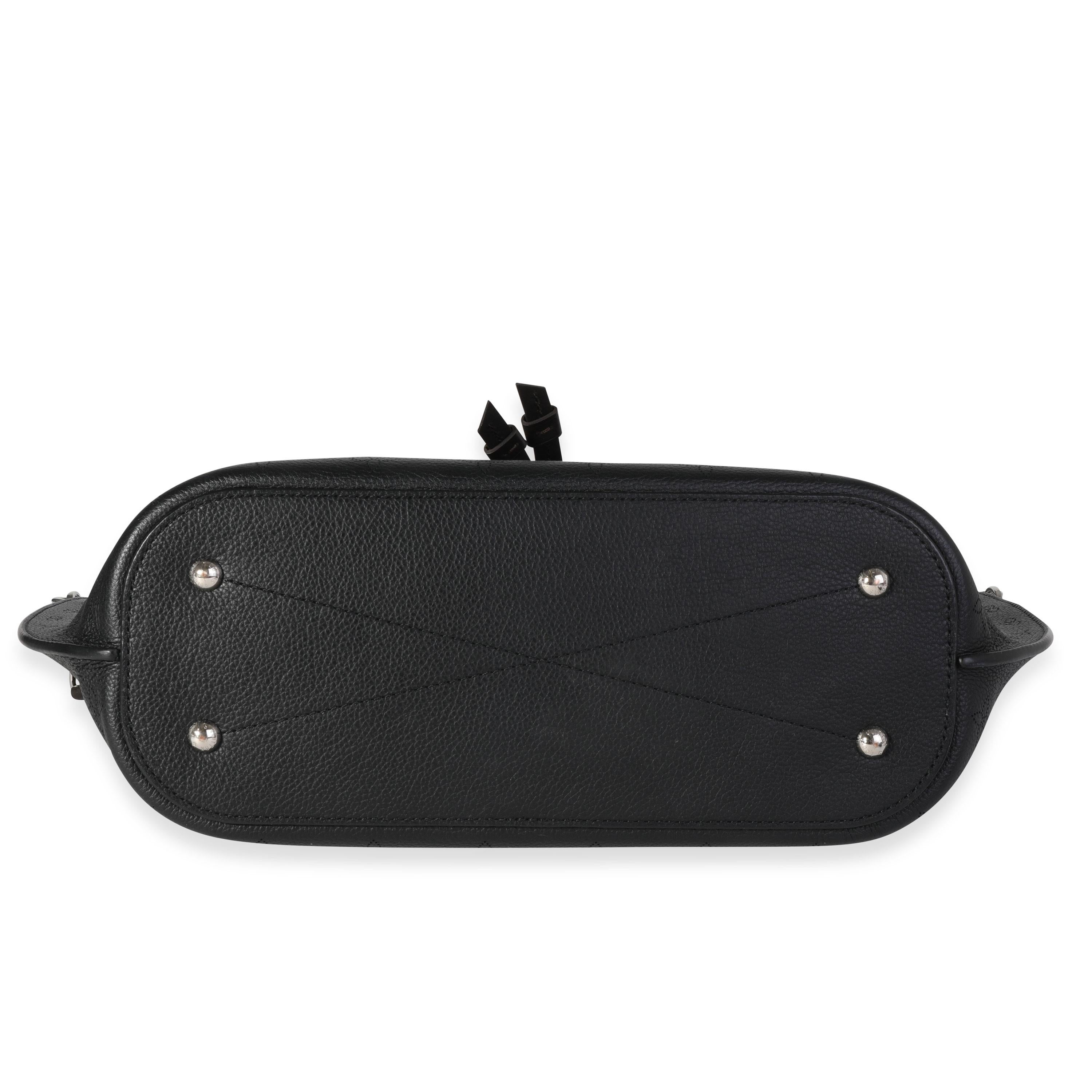 Schwarze Mahaina-Ledertasche Girolata von Louis Vuitton 3