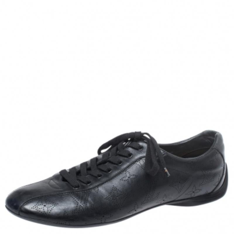 Louis Vuitton Black Mahina Leather Low Top Sneakers Size 39.5 Bon état - En vente à Dubai, Al Qouz 2