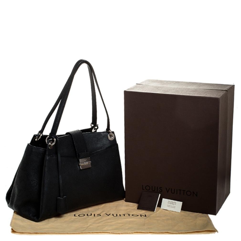 Louis Vuitton Black Mahina Leather Sevres Shoulder Bag 8