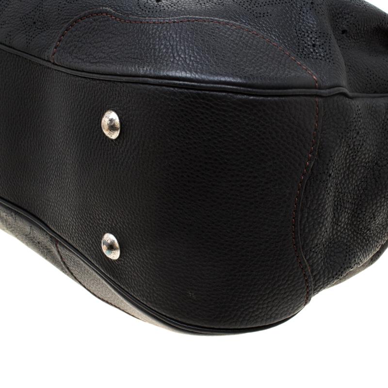 Louis Vuitton Black Mahina Leather Solar GM Bag 6