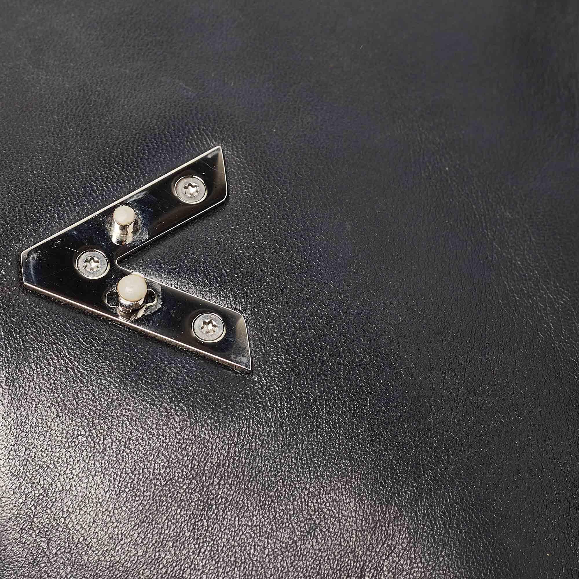 Louis Vuitton - Sac en cuir noir Malletage GO-14 PM en vente 6