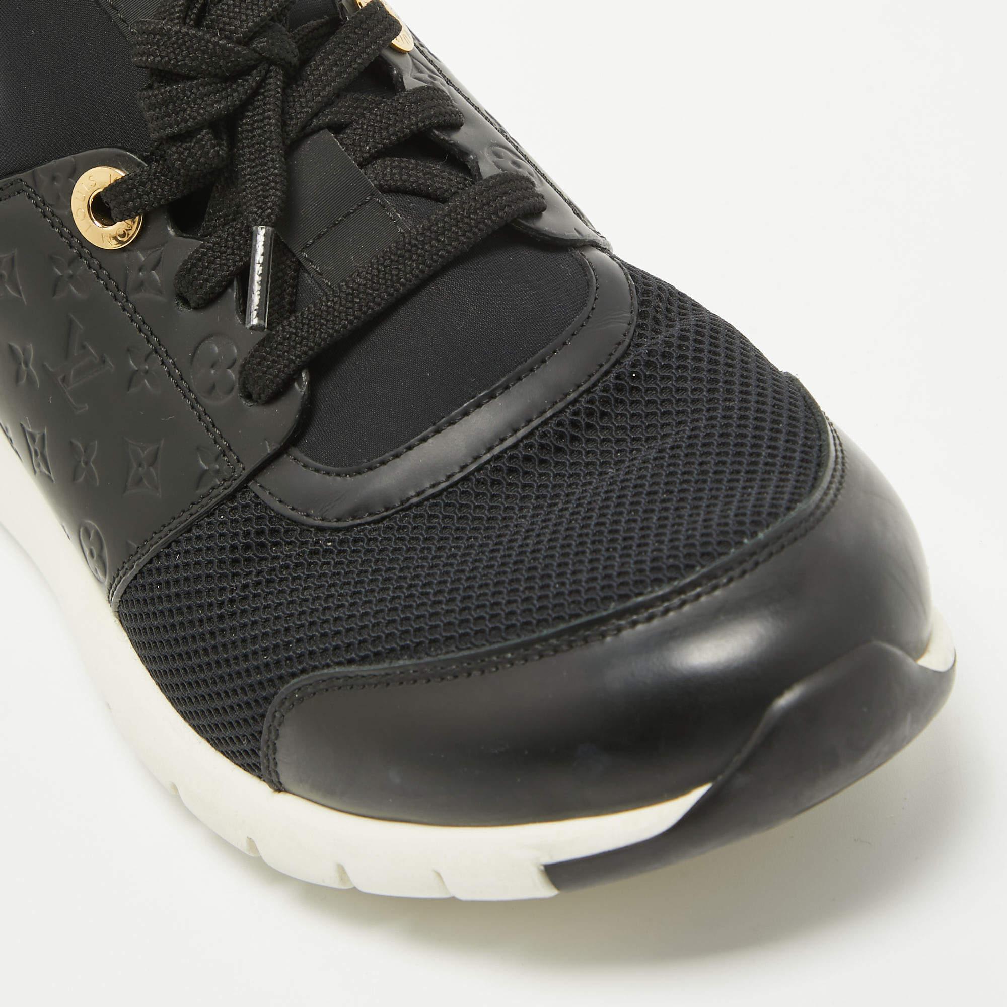 Louis Vuitton: scarpe da ginnastica in pelle e rete nera taglia 40 in vendita 2