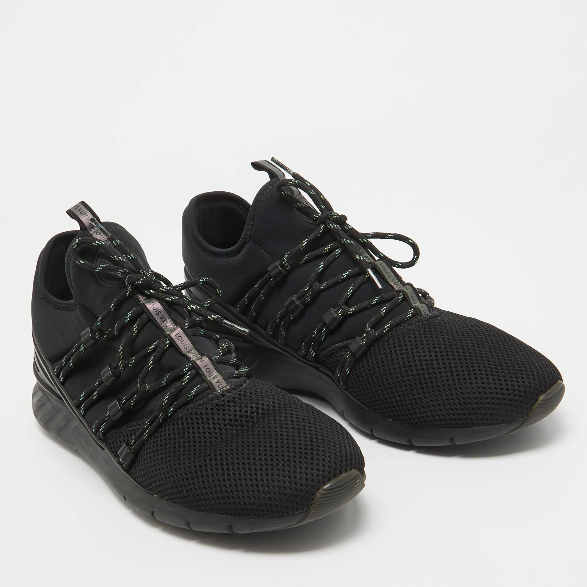Men's Louis Vuitton Black Mesh and Nylon Fastlane Low Top Sneakers Size 43