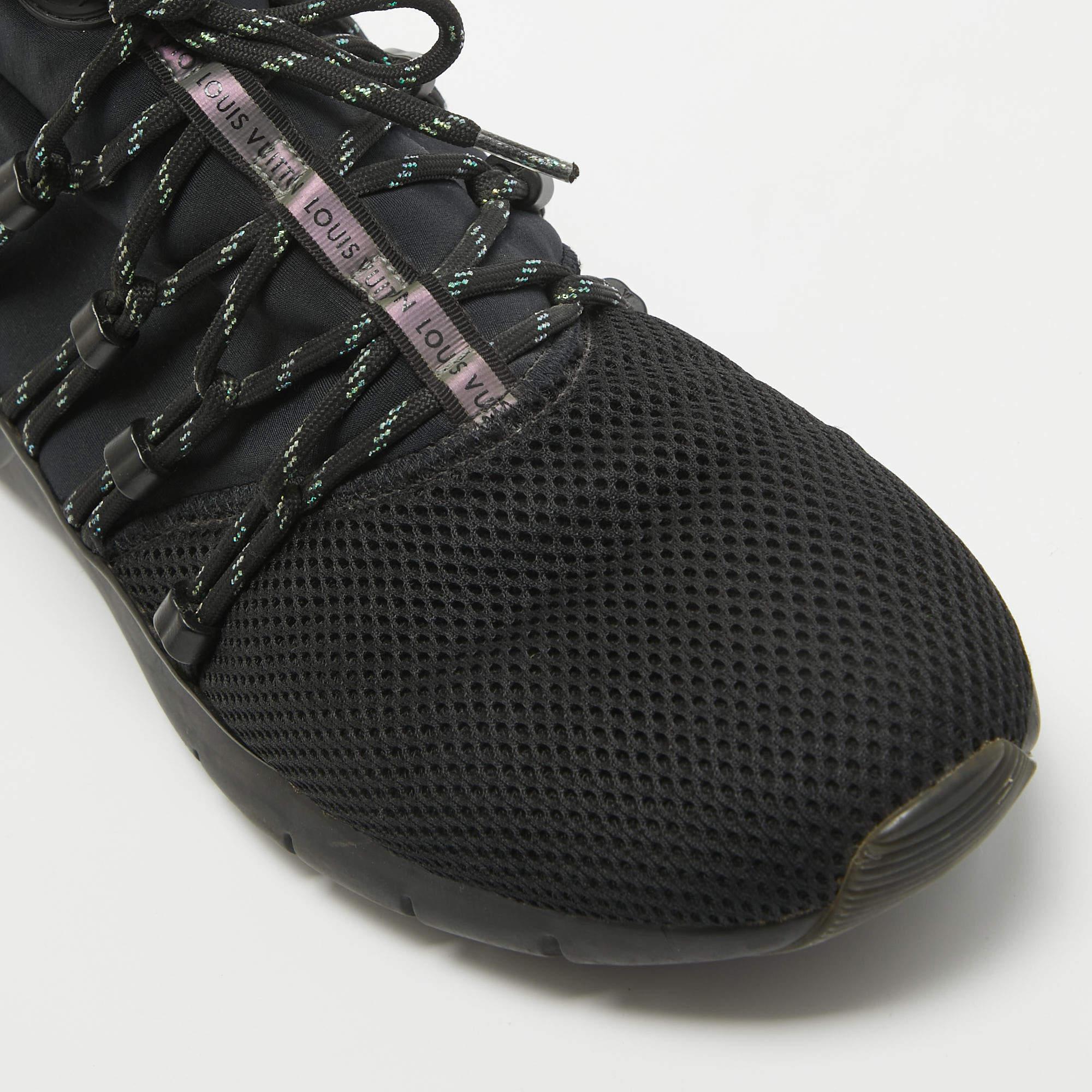 Louis Vuitton Black Mesh and Nylon Fastlane Low Top Sneakers Size 43 4