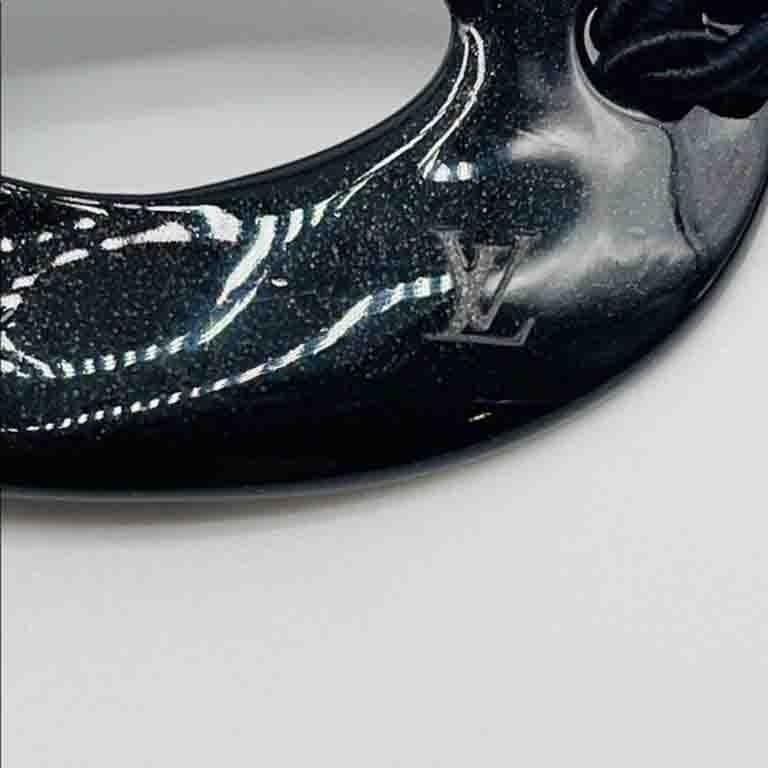 Noir Louis Vuitton - Chapeau masque en métal noir à bandes de tête  en vente