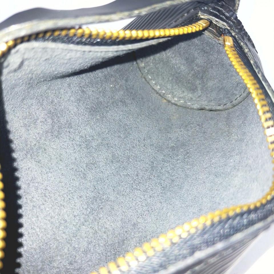Louis Vuitton Black Mini Soufflot Epi Leather Papillon Wristlet Pouch 862998 6