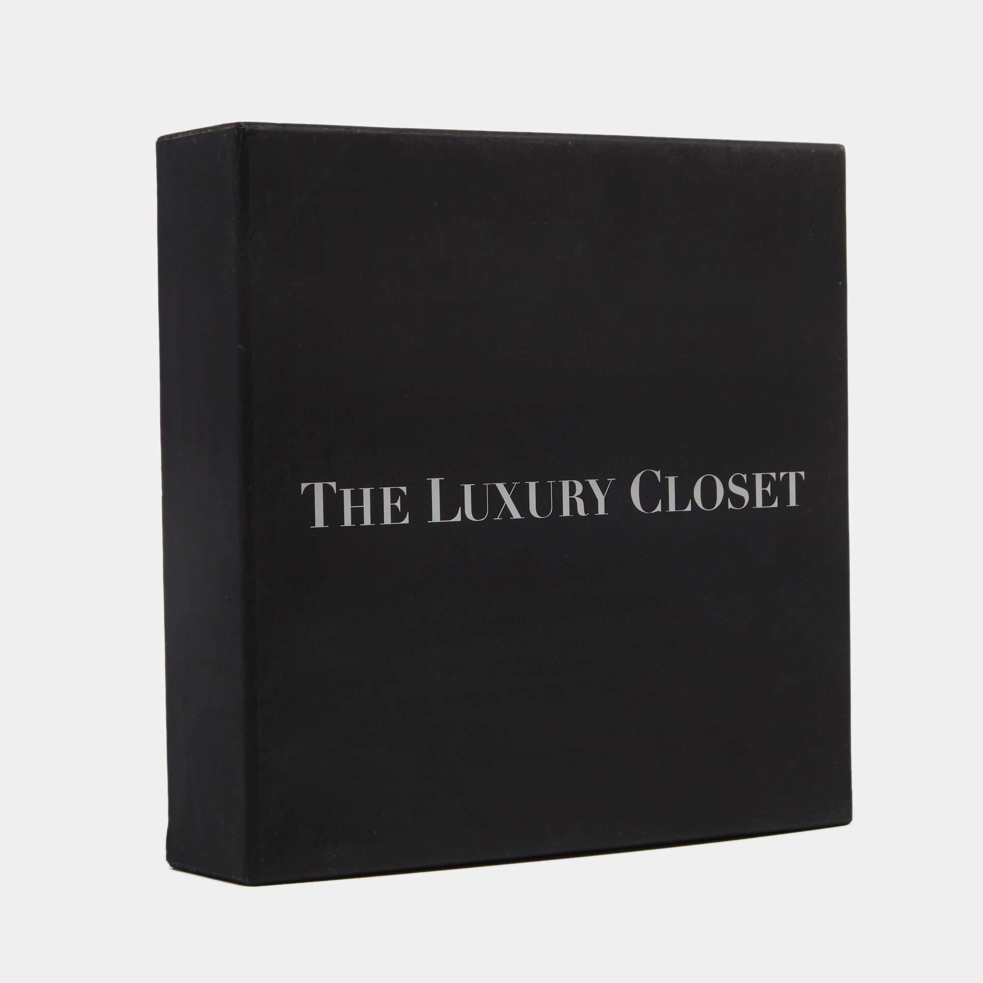 Porte-clés Lovely en fourrure de vison noire Louis Vuitton Pour femmes en vente