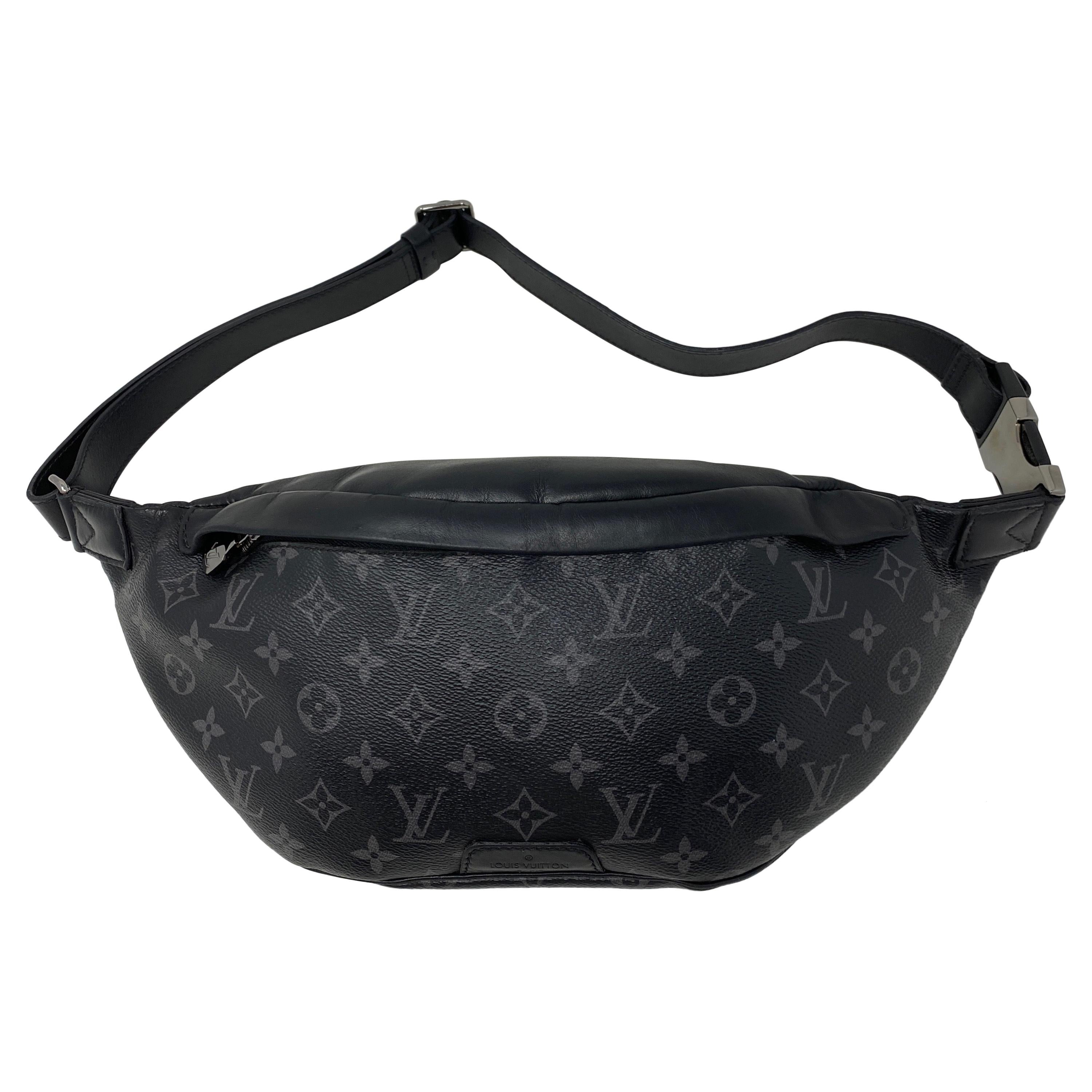 Louis Vuitton Black Monogram Bum Bag For Sale at 1stDibs  louis vuitton  fanny pack black, lv bumbag black monogram, lv fanny pack black