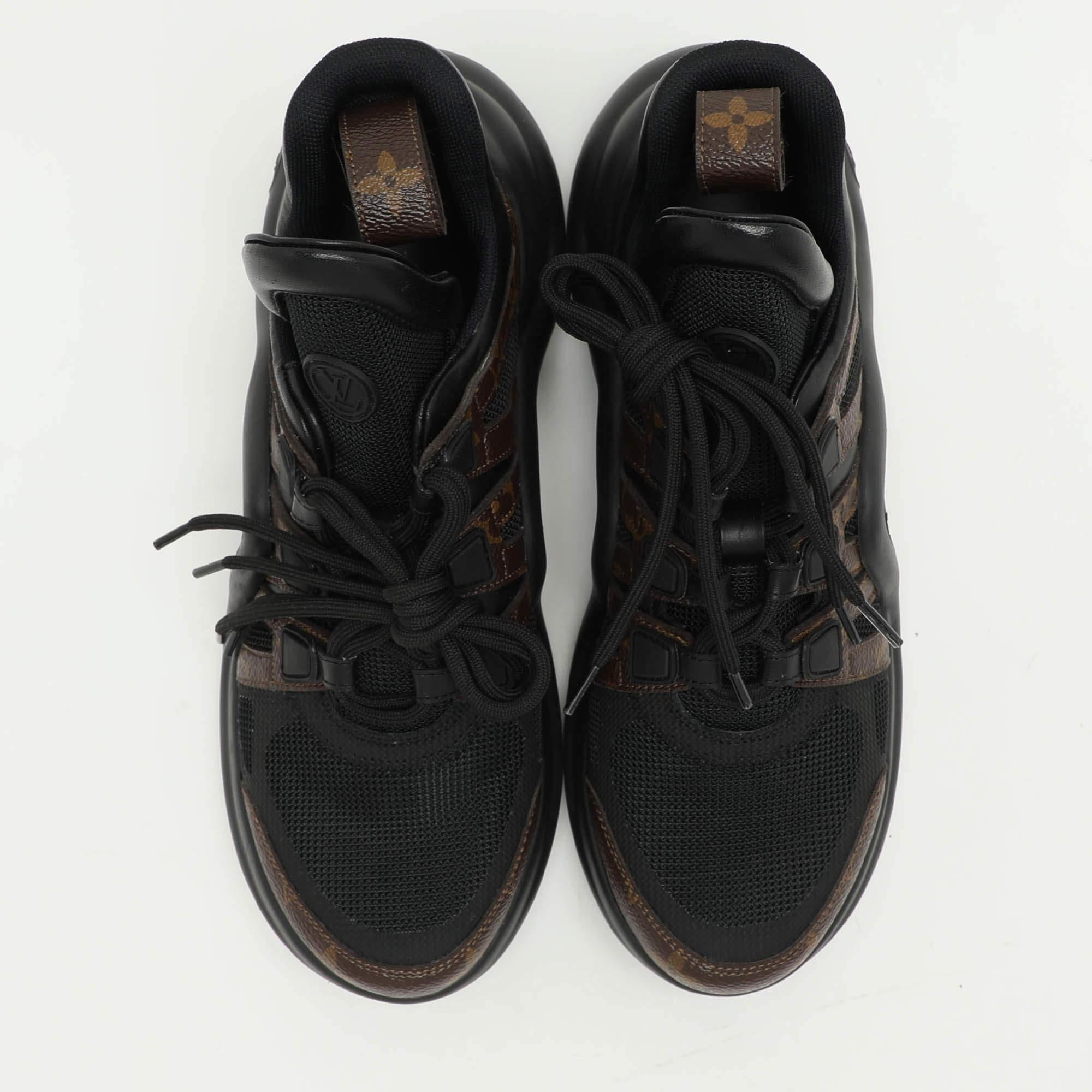 Louis Vuitton Black Monogram Canvas and Mesh Archlight Low Top Sneakers Size 38 In Excellent Condition In Dubai, Al Qouz 2
