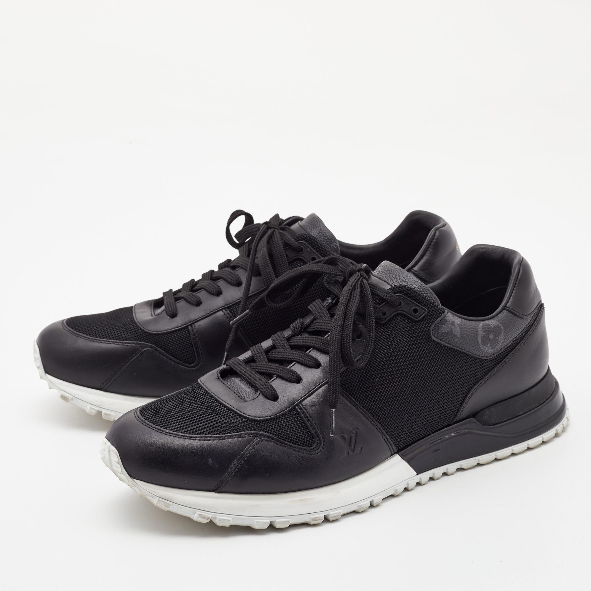Step into fashion-forward luxury with these designer sneakers. These premium kicks offer a harmonious blend of style and comfort, perfect for those who demand sophistication in every step.