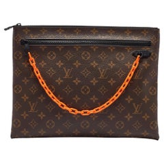 Louis Vuitton Schwarz Monogramm Canvas Solar Ray Pouch