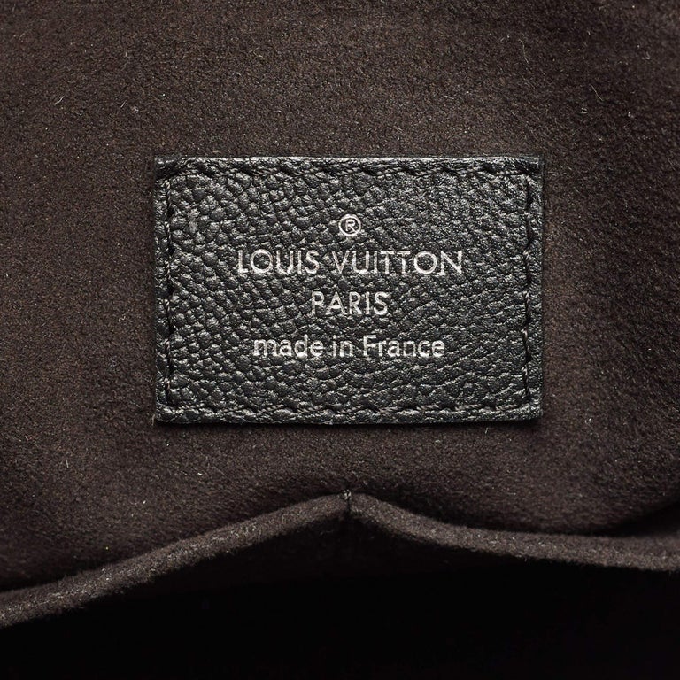 Louis Vuitton Black Cuir Plume Monogram Leather Very GM Bag at 1stDibs