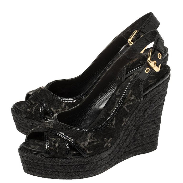 Louis Vuitton Heels Size 37 Black - 10 For Sale on 1stDibs