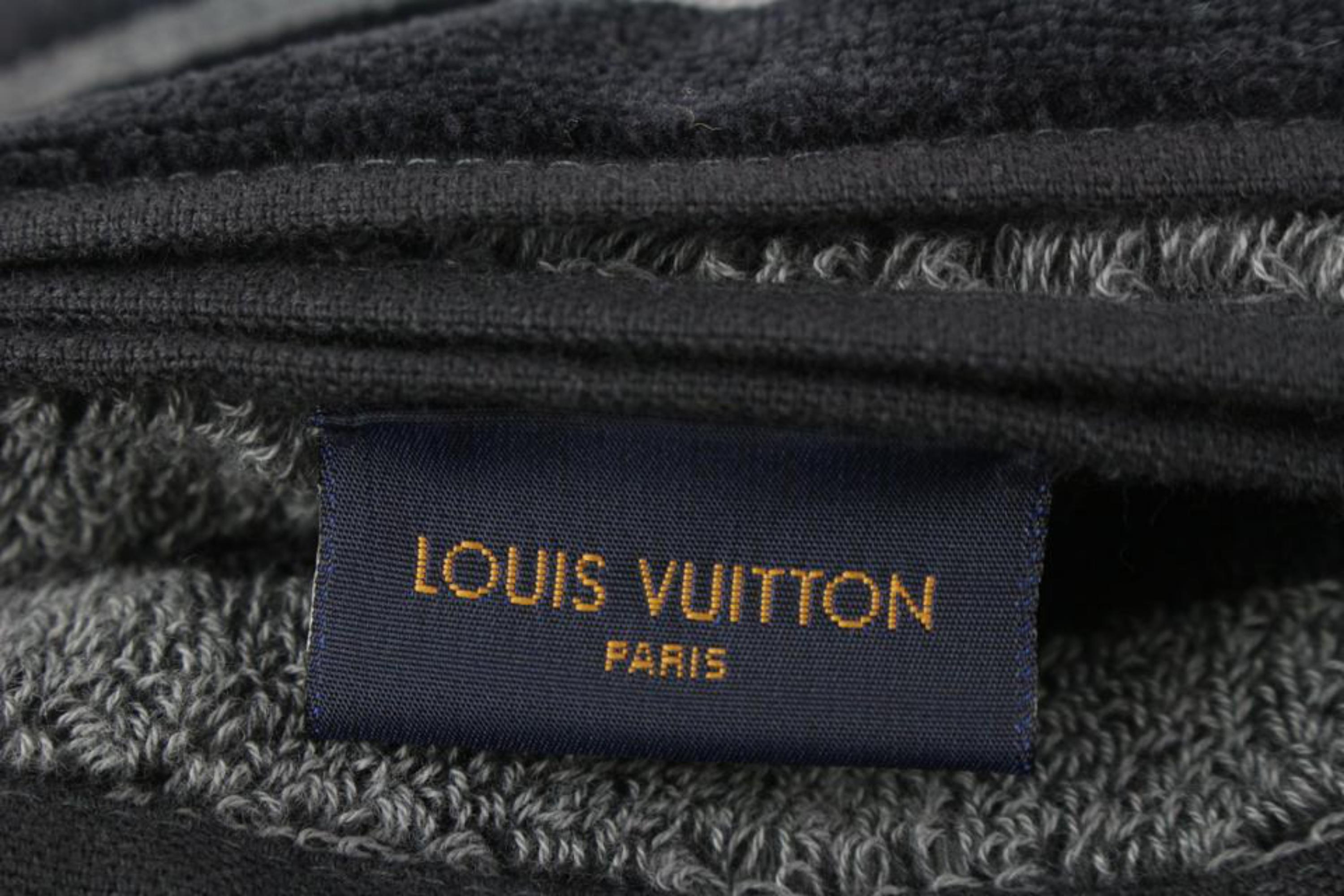 Louis Vuitton Black Monogram Eclipse Beach Towel 101lv29 at 1stDibs