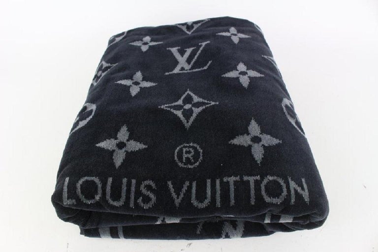Louis Vuitton Black Monogram Eclipse Beach Towel 101lv29 at 1stDibs