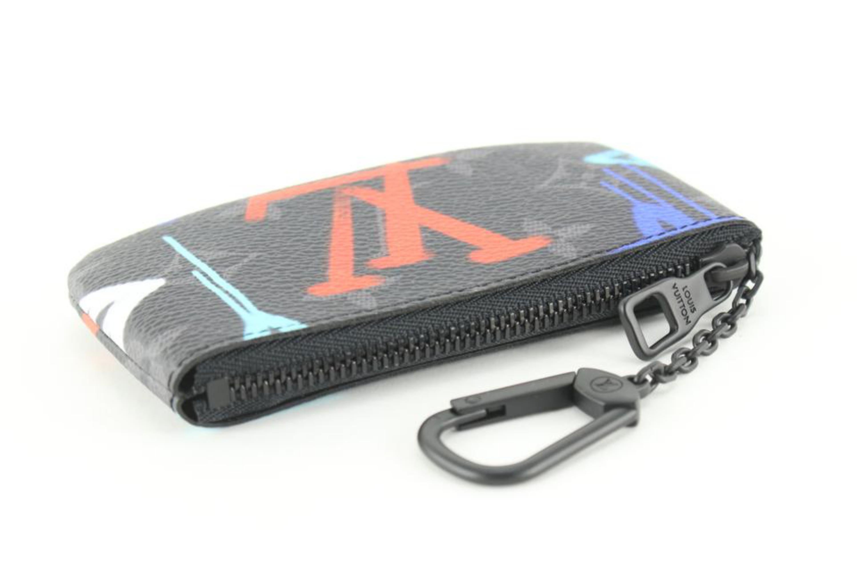 Louis Vuitton Black Monogram Eclipse Graffiti Key Pouch Pochette Cles 2LVJ1028 In New Condition In Dix hills, NY