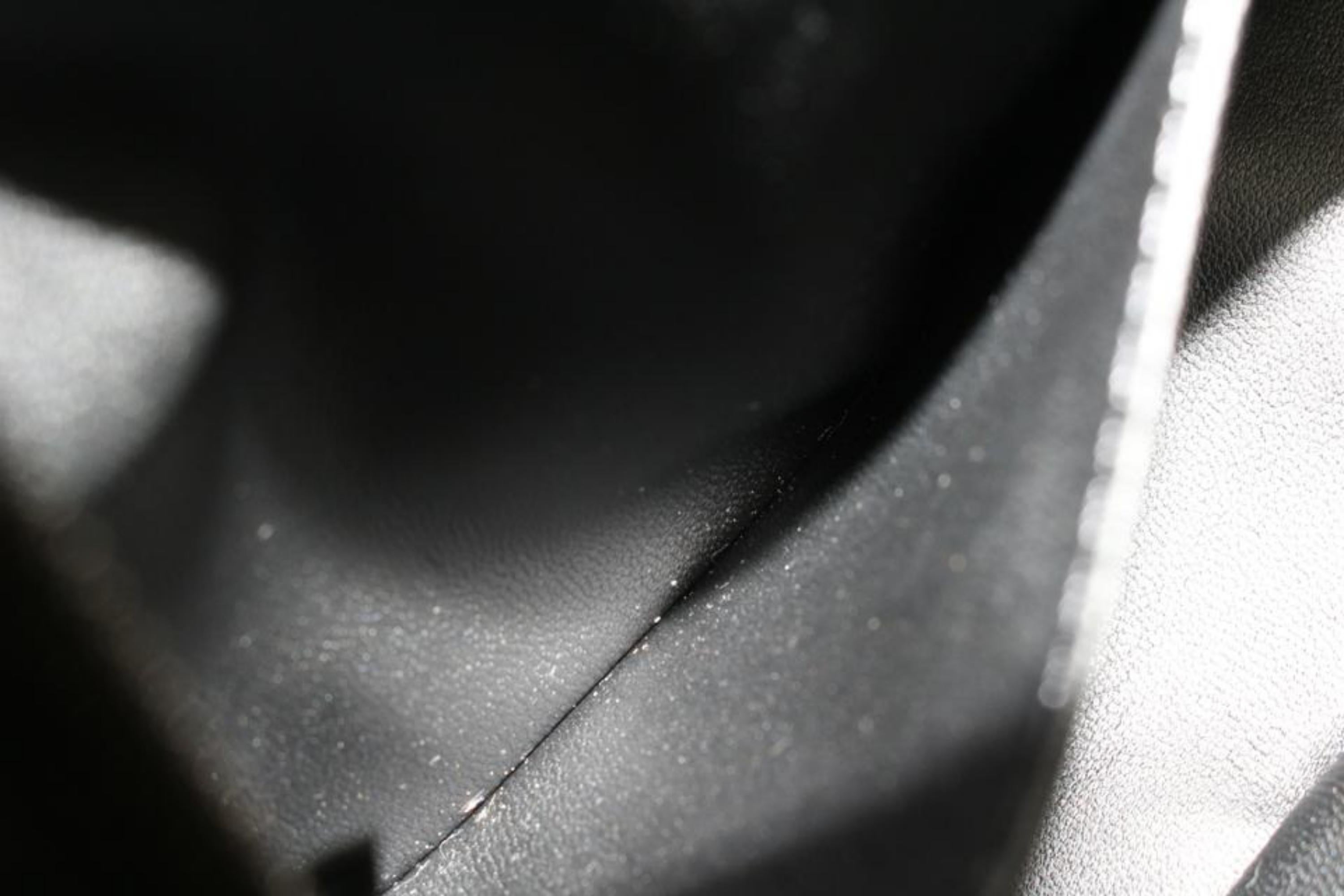 Louis Vuitton - Pantalon noir monogrammé Eclipse Trousse PM Poche de toilette Dopp 52lz44 7