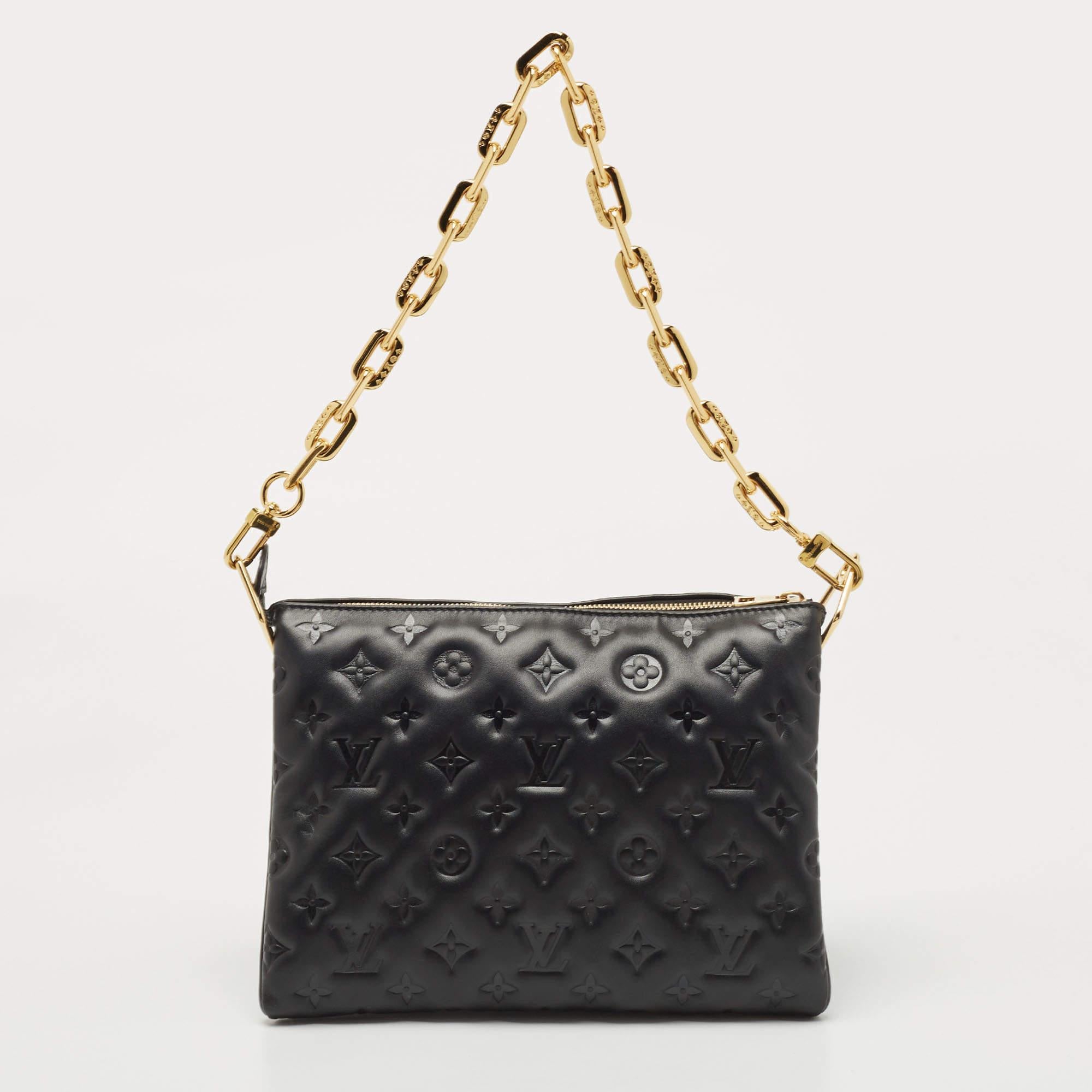 Made skillfully from embossed leather, this Louis Vuitton bag is super-chic and versatile. The black bag comes with a detachable chain and strap and flaunts a structured shape. It is the perfect day-to-night accessory to add to your