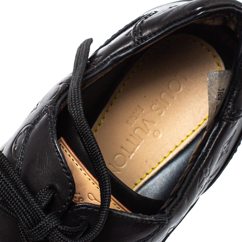 Louis Vuitton Black Monogram Embossed Leather Lace Up Sneakers Size 42 In Good Condition In Dubai, Al Qouz 2