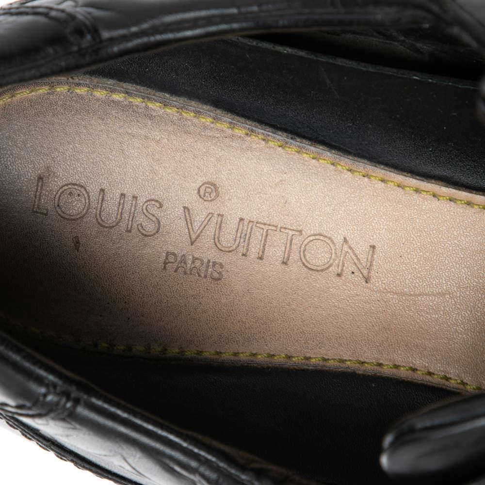 Louis Vuitton Black Monogram Embossed Leather Lace Up Sneakers Size 44.5 For Sale 1