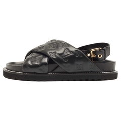 Louis Vuitton Black Monogram Embossed Leather Paseo Flat Sandals Size 39