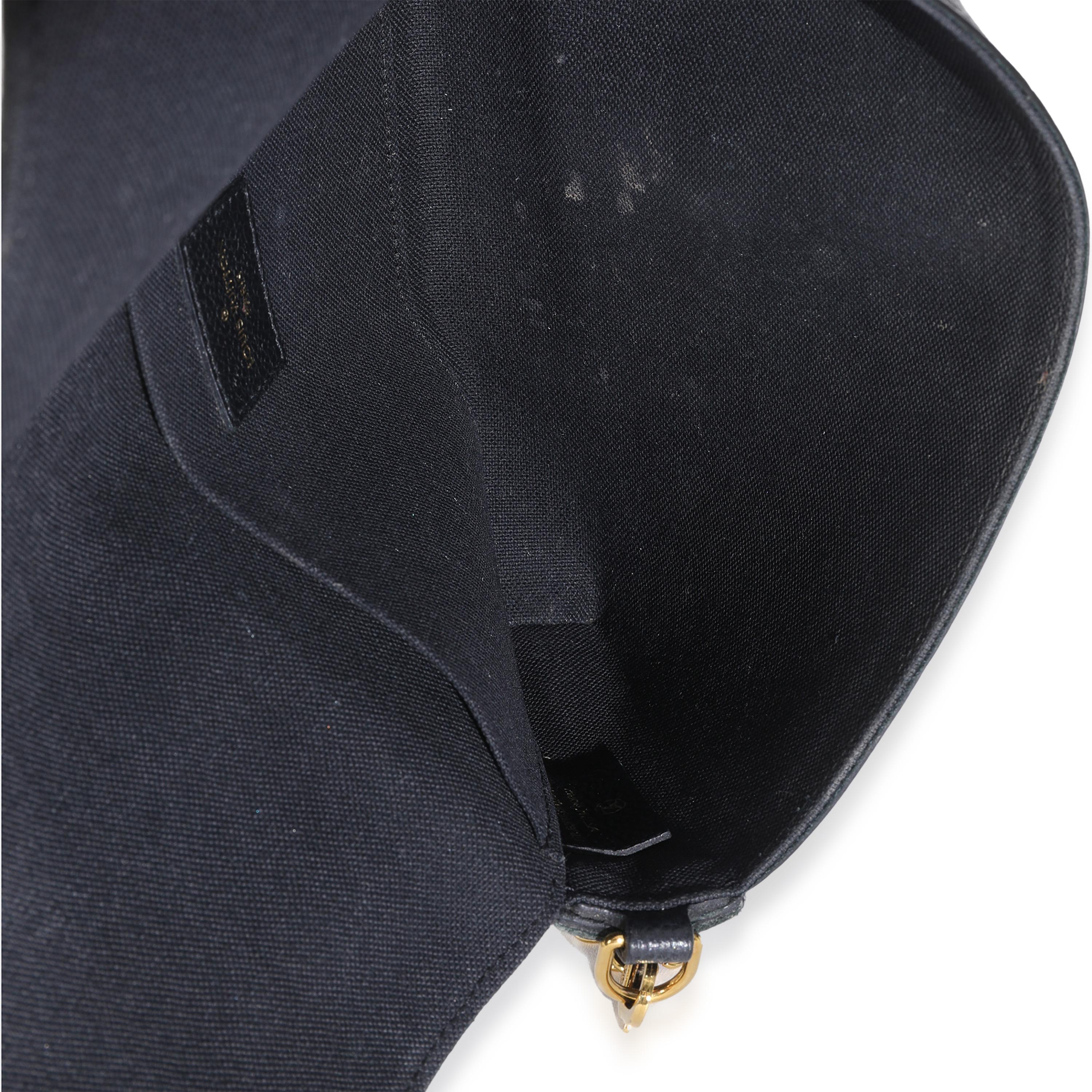 Louis Vuitton Black Monogram Empreinte Felicie Pochette en vente 1