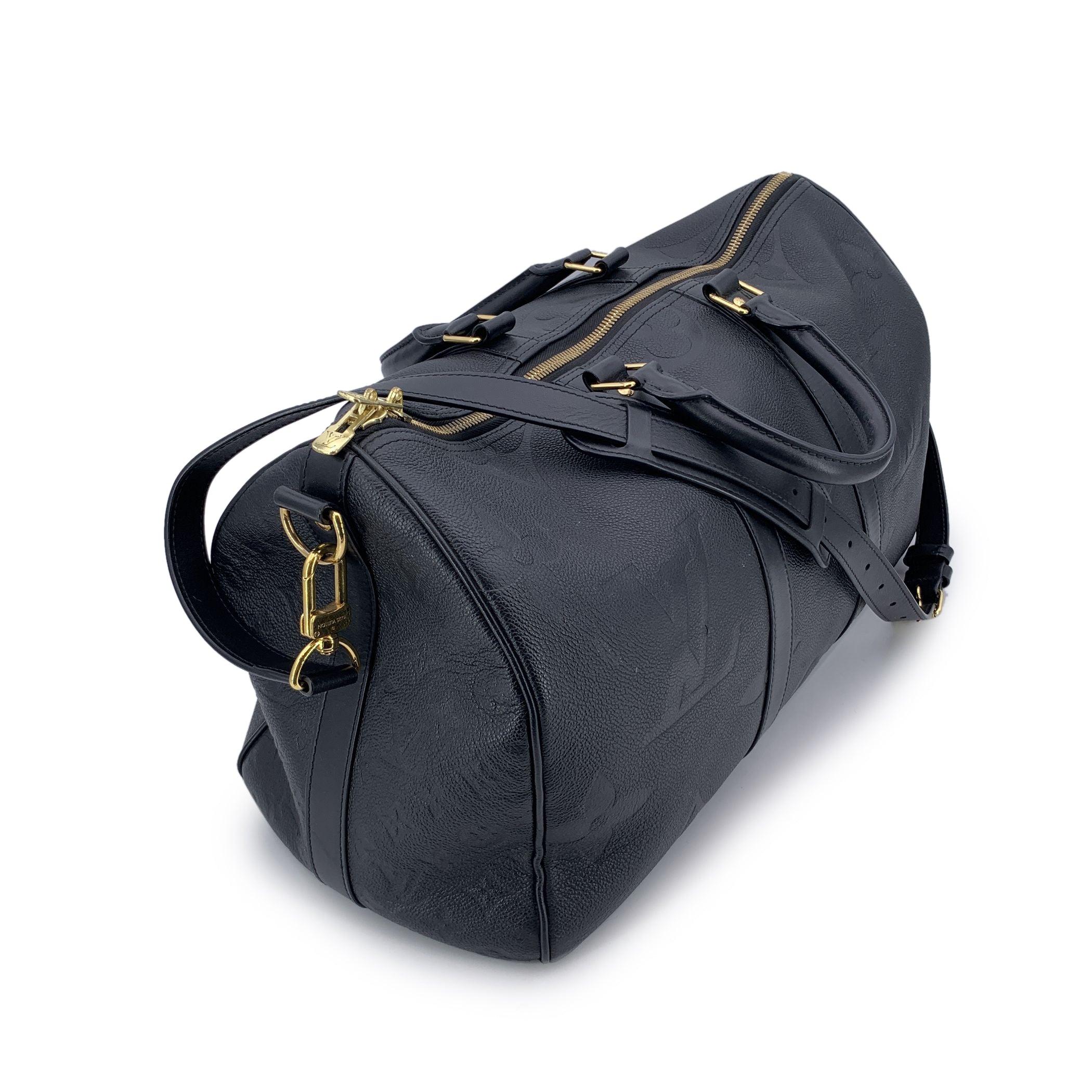 Louis Vuitton Black Monogram Empreinte Geant Keepall 45 M45532 Bandoulière In Excellent Condition For Sale In Rome, Rome