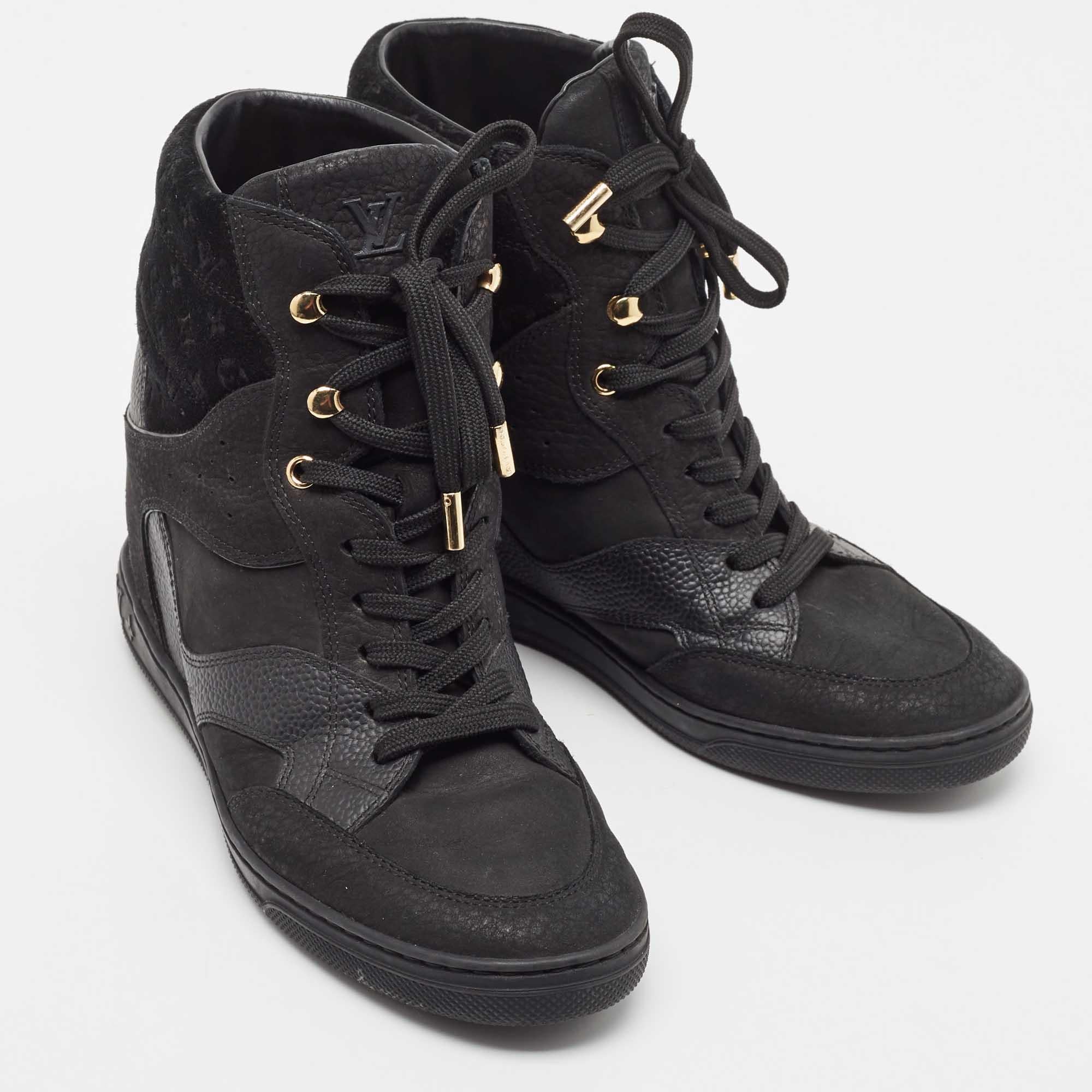 Louis Vuitton Black Monogram Empreinte Leather And Suede High Top Sneakers Size  For Sale 3