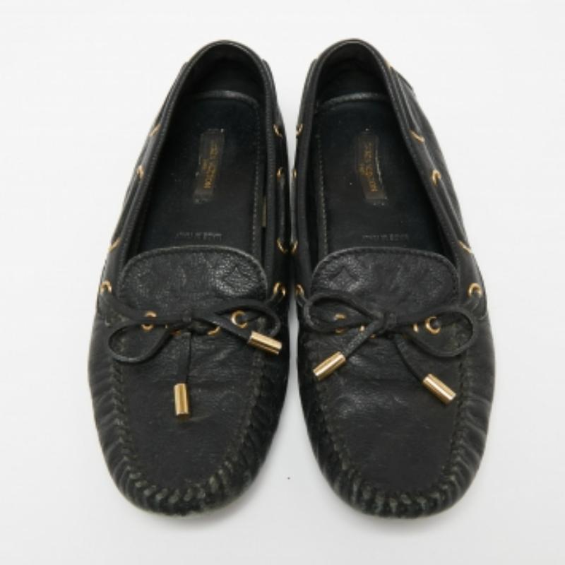 Louis Vuitton Black Monogram Empreinte Leather Gloria Loafers Size 37.5 For Sale 3