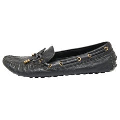 Louis Vuitton Black Monogram Empreinte Leather Gloria Loafers Size 37.5