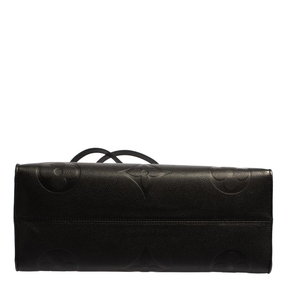 Louis Vuitton Black Monogram Empreinte Leather Onthego GM Bag 6