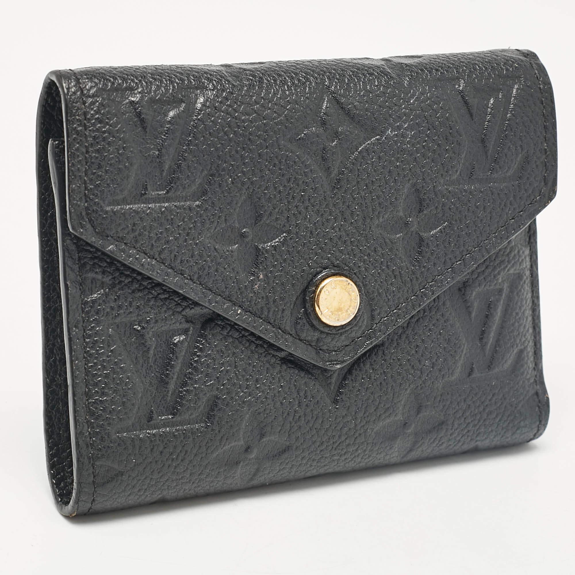 Portafoglio Louis Vuitton Monogram Empreinte nero in pelle Victorine In condizioni buone a Dubai, Al Qouz 2