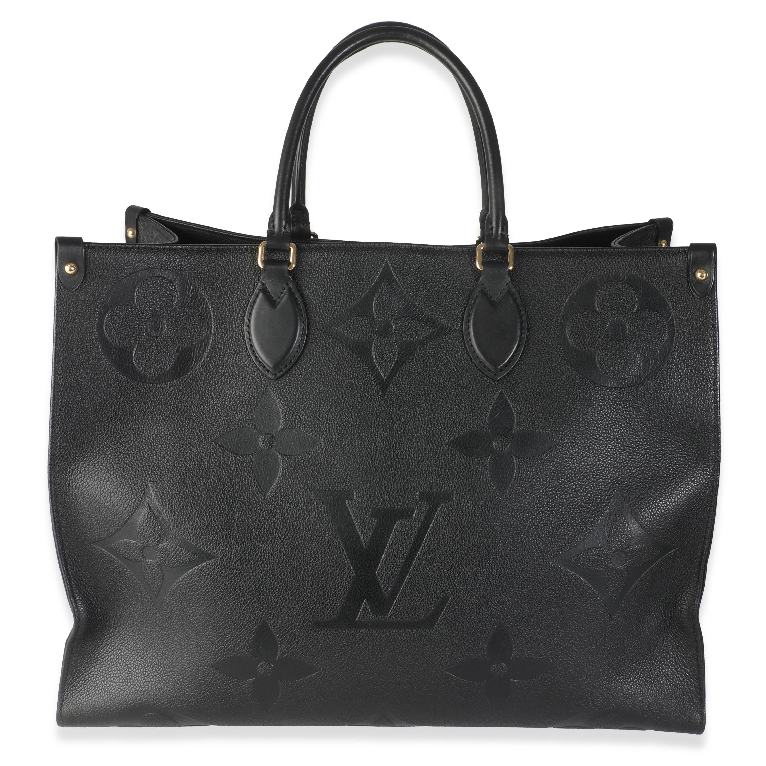 Titolo dell'elenco: Louis Vuitton Nero Monogram Empreinte Onthego GM
SKU: 145300
MSRP: 3550.00 USD
Condizioni: Usato 
Descrizione delle condizioni: Questa borsa dice tutto. La borsa Onthego di Louis Vuitton è pensata per gli stili di vita più