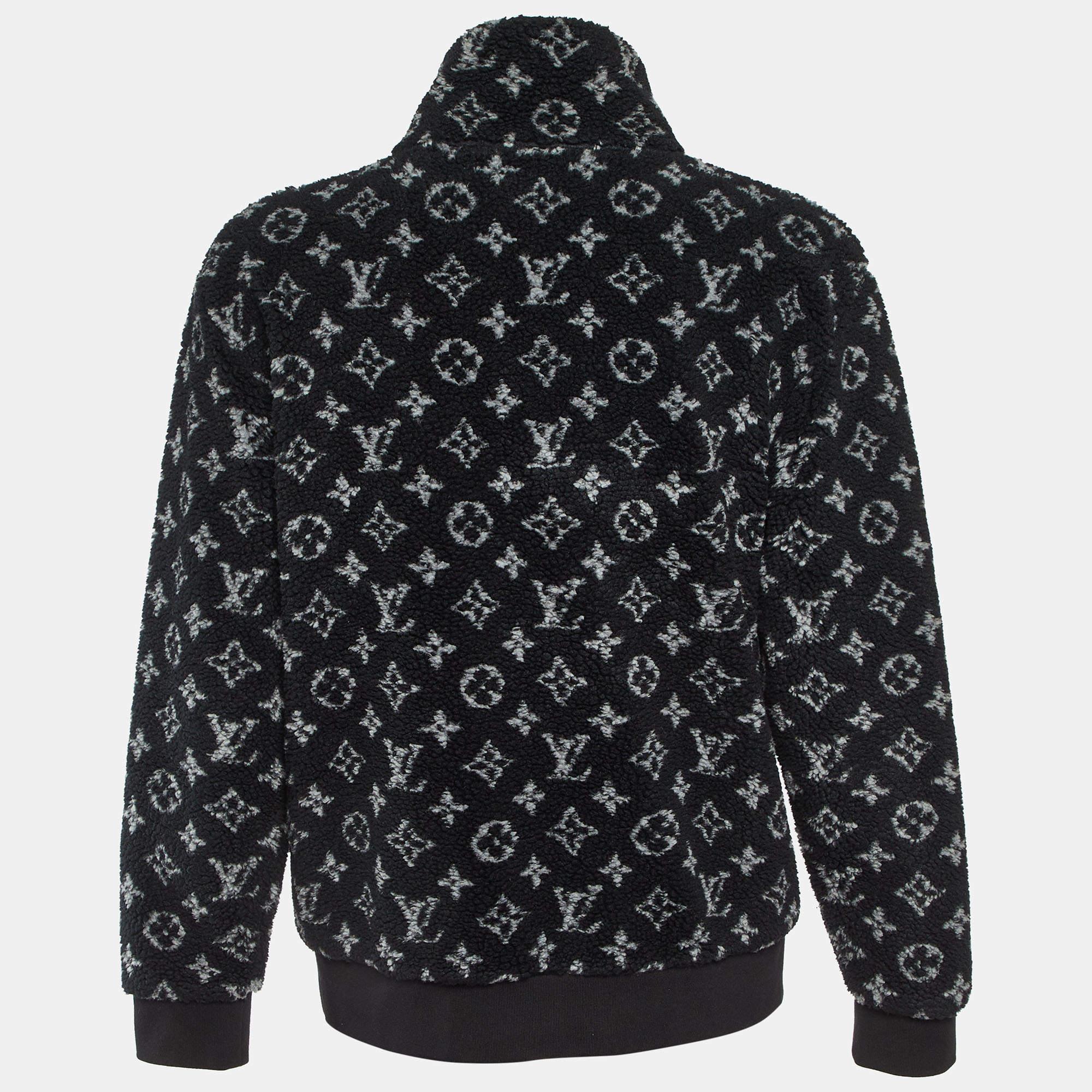 This jacket hails from the house of Louis Vuitton and embodies the unique aesthetic of the popular brand. It has been crafted from quality fabrics and carries a black hue. The jacket is styled with long sleeves and zipper closure.