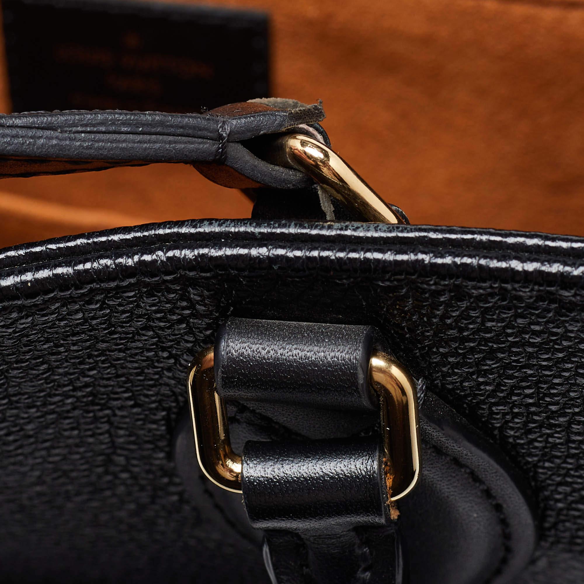Louis Vuitton Black Monogram Giant Empreinte Leather Onthego MM Bag For Sale 4
