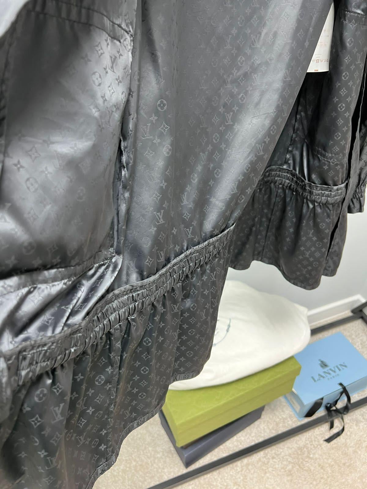 Giacca Louis Vuitton Black Monogram in vendita 7