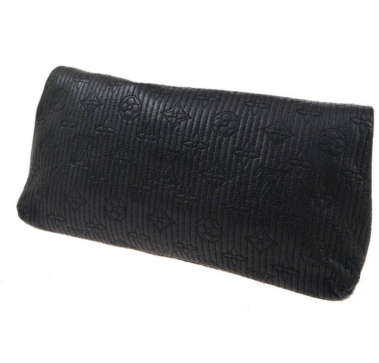 Louis Vuitton Black Monogram Leather Gold Foldover Envelope Evening Clutch  Bag For Sale at 1stDibs