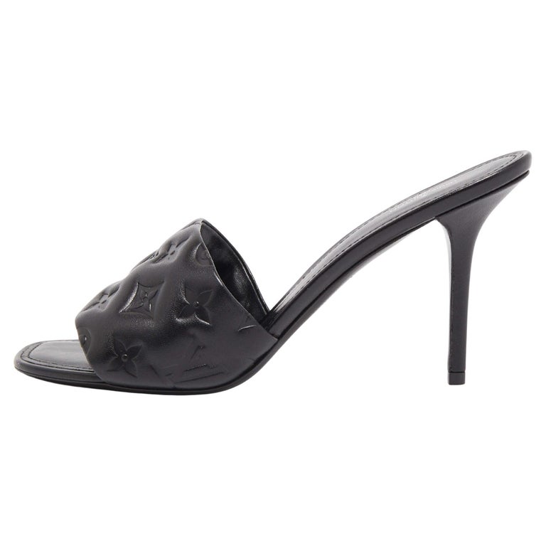 Louis Vuitton Black Suede Crystal Bow Platform Peep Toe Pumps Size 10.5/41