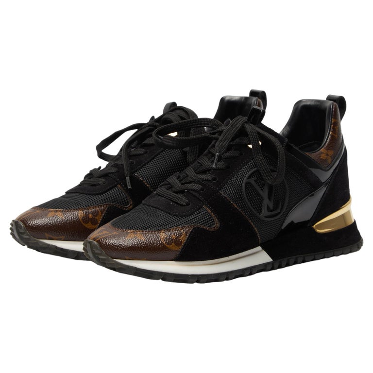Louis Vuitton Black Monogram Leather Sneakers For Sale at 1stDibs