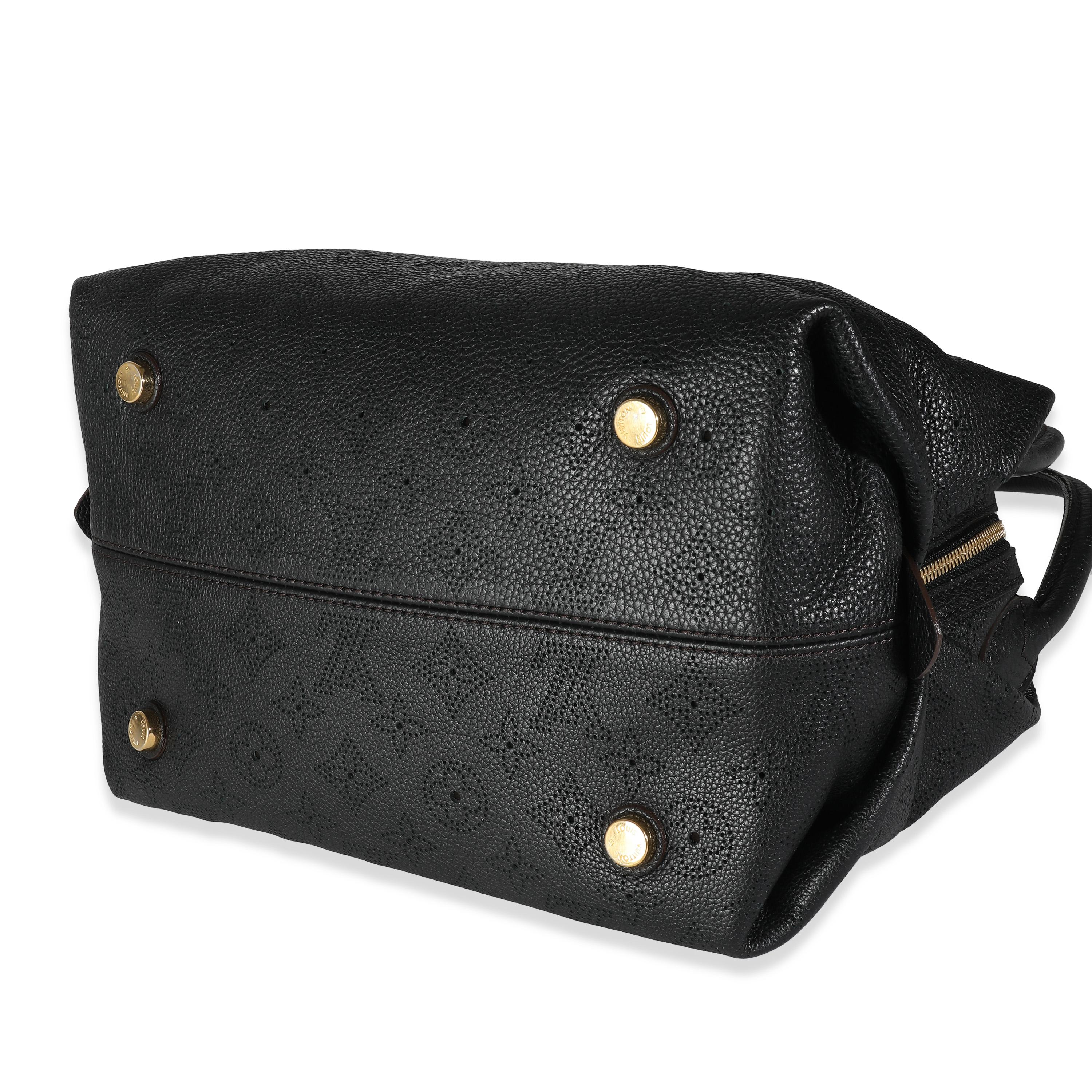 Louis Vuitton Black Monogram Mahina Galatea PM For Sale 3
