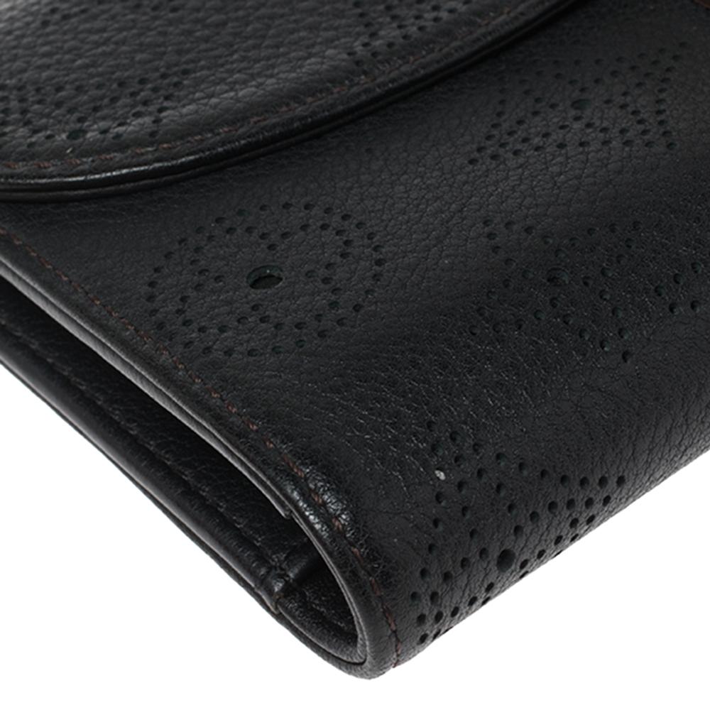 Louis Vuitton Black Monogram Mahina Leather Amelia Wallet 1