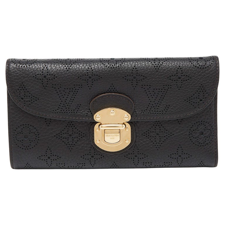 Louis Vuitton Monogram Mahina Leather Amelia Wallet