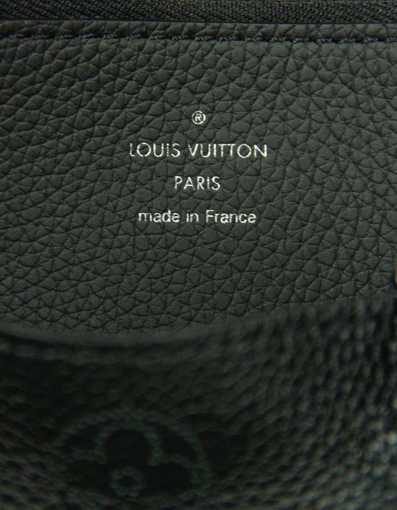 Louis Vuitton Black Monogram Mahina Leather Bella Tote Bag For Sale 3