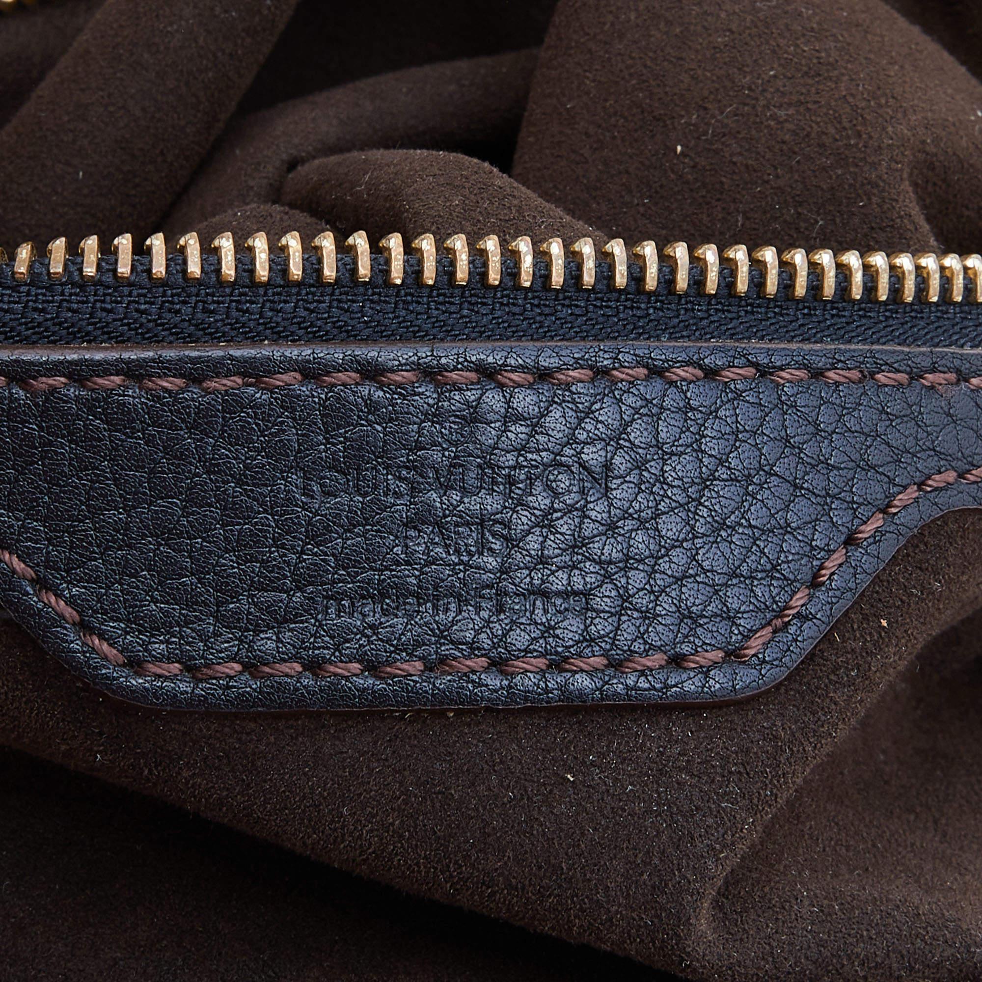 Louis Vuitton Black Monogram Mahina Leather L Bag For Sale 5