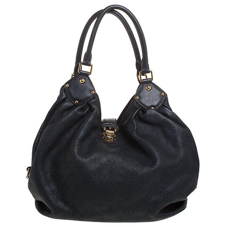 Louis Vuitton Black Monogram Mahina Leather L Bag For Sale at 1stdibs