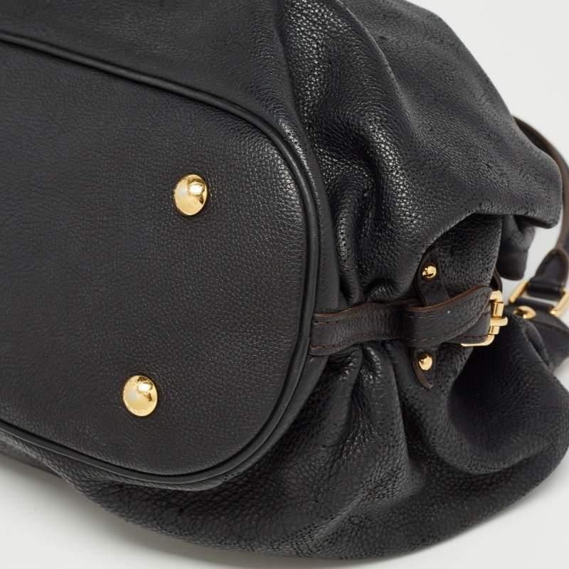 Women's Louis Vuitton Black Monogram Mahina Leather Surya L Bag For Sale