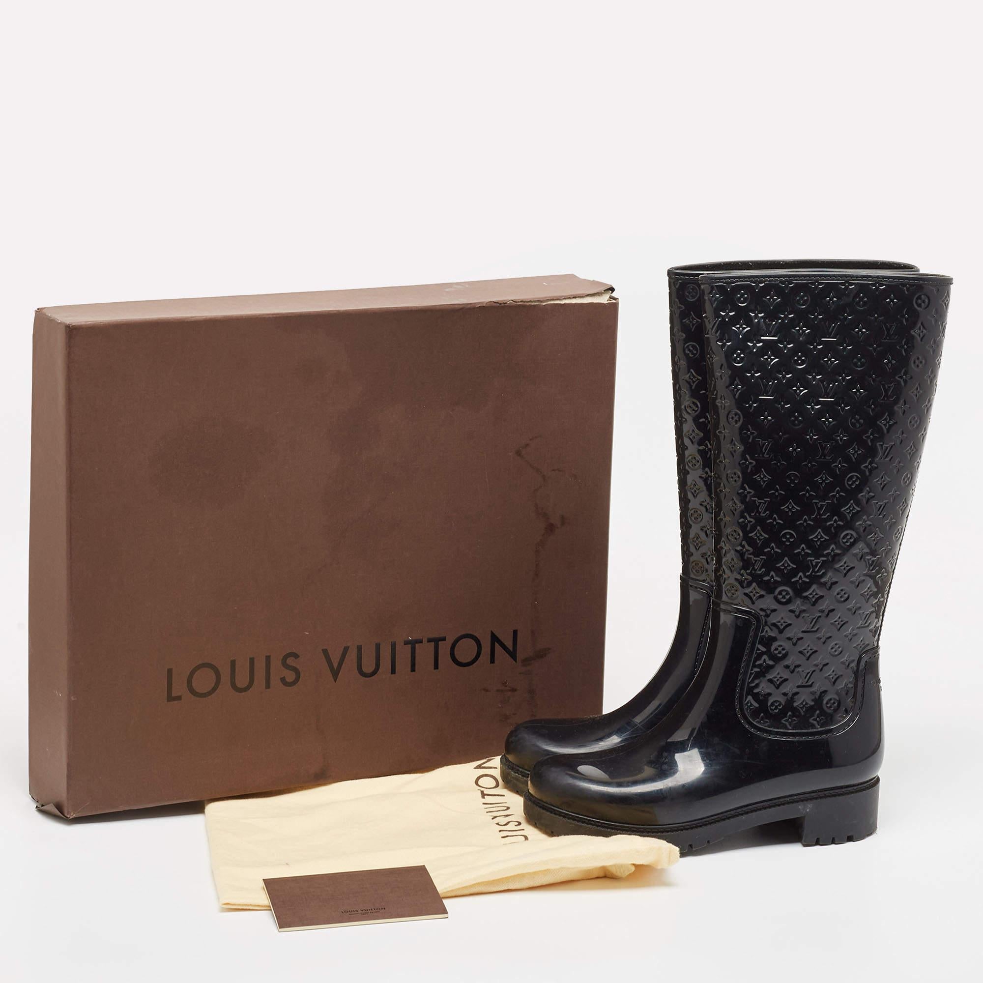 Louis Vuitton Black Monogram Rubber Knee Length Boots Size 38 For Sale 5
