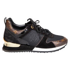 Louis Vuitton Black Monogram Run Away Low Top Trainers Size IT 37.5