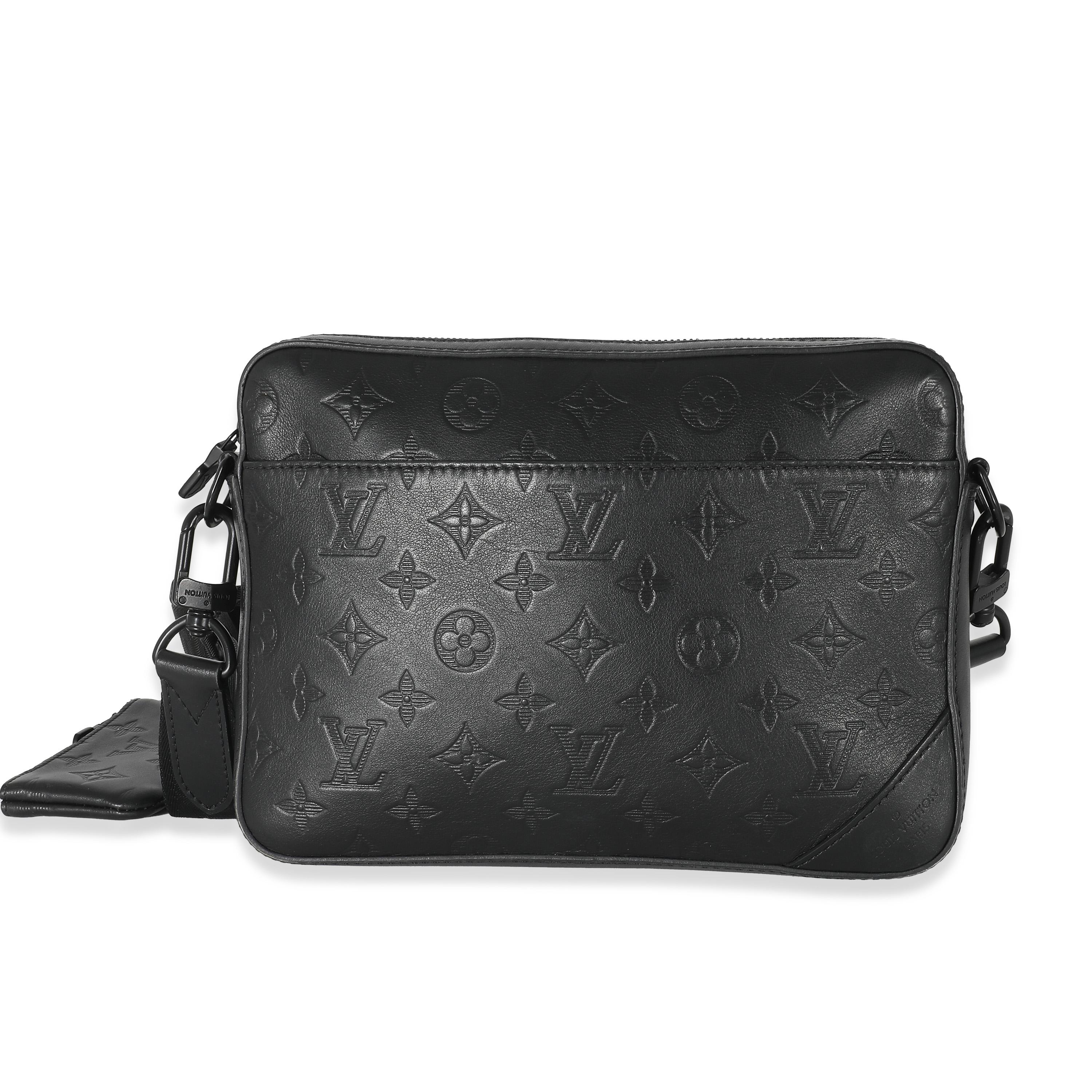 Louis Vuitton Black Monogram Shadow Duo Messenger In Excellent Condition For Sale In New York, NY