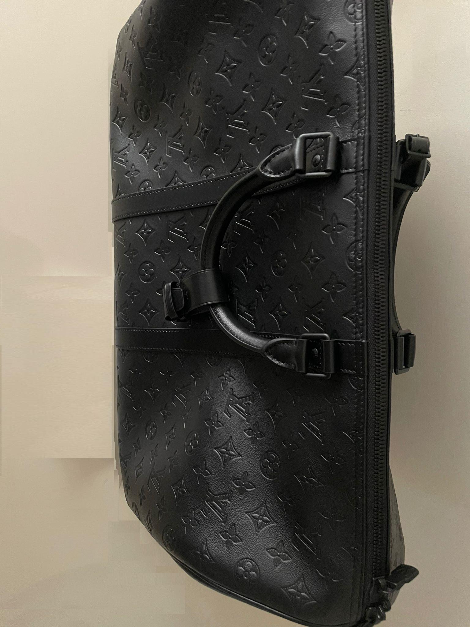 Louis Vuitton Black Monogram Shadow leather Keepall Bandoulière 50 In New Condition In Nicosia, CY